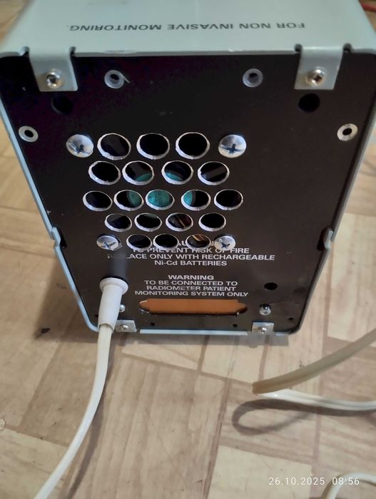 зарядное устройство .лабораторный блок питания