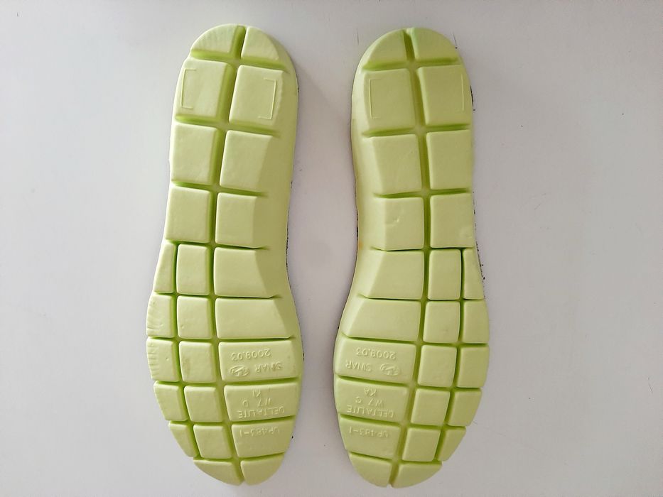 Sapatilhas NIKE Sensory Motion System com tiras amovíveis