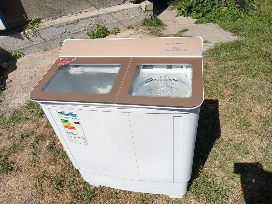 Продам пральну машинку полуавтомат!
Є гарантія!