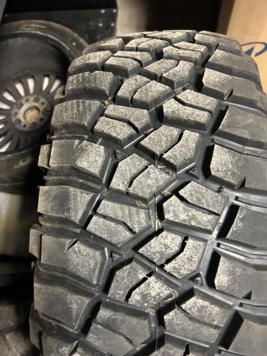 Pneus BF Goodrich Km3    315/75 R16