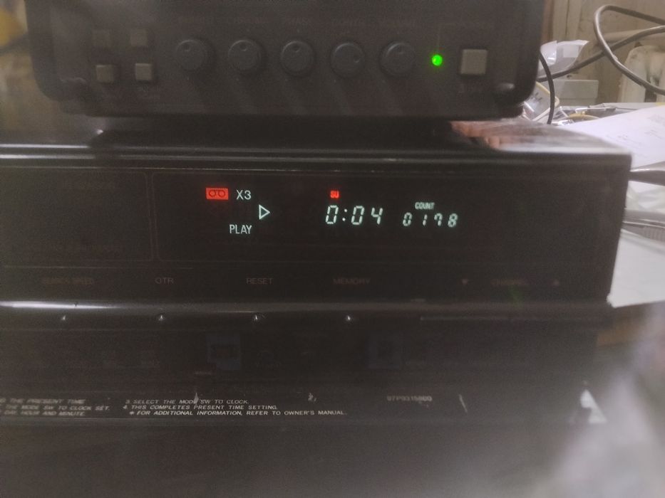 Видеомагнитофон Condor 8220