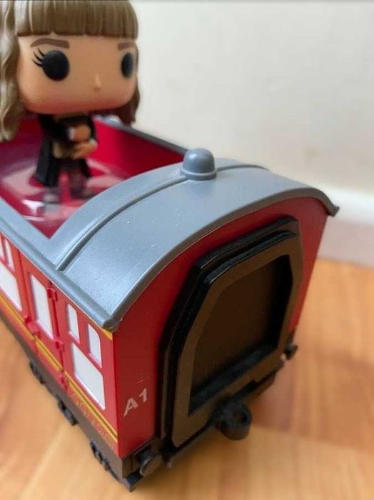 Funko Pop Rides #22 – Hermione com Hogwarts Express | RARO | Como novo