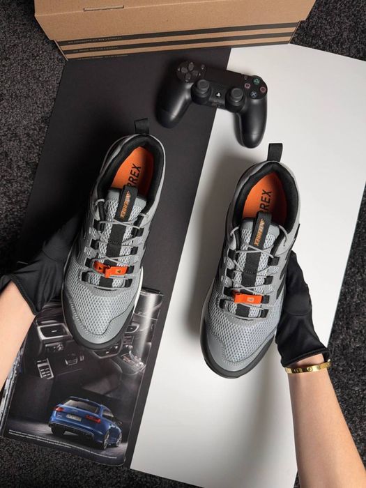 Чоловічі кросівки адідас Adidas Terrex Skychaser Light Grey Black