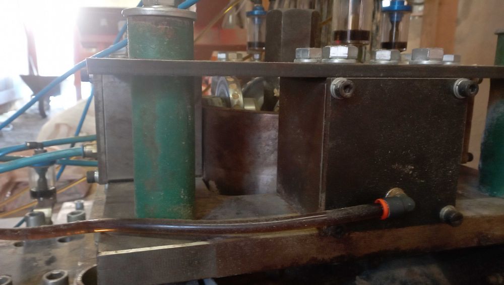 Peleciarka 4 rolkowa z centralnym smarowaniem