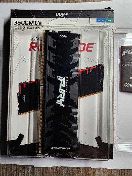 Kingston FURY Renegade RGB DDR4
