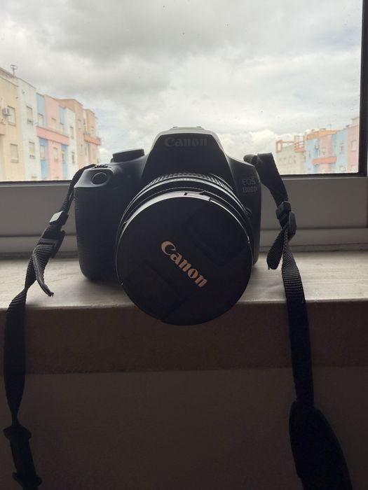 Canon EOS 1300D + Objetiva 18-55mm + Bolsa