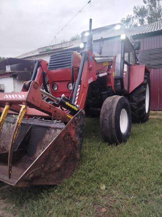 Sprzedam ciągnik rolniczy Zetor 8011 z turem w bardzo dobrym stanie