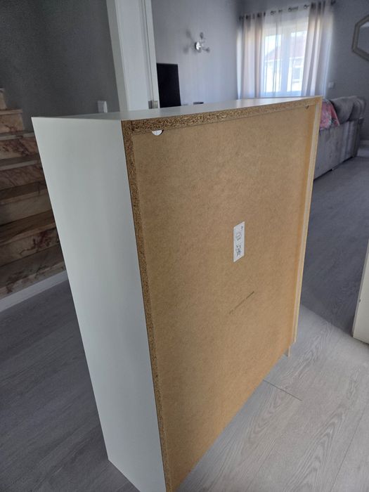 Estante branca 80c28x106cm