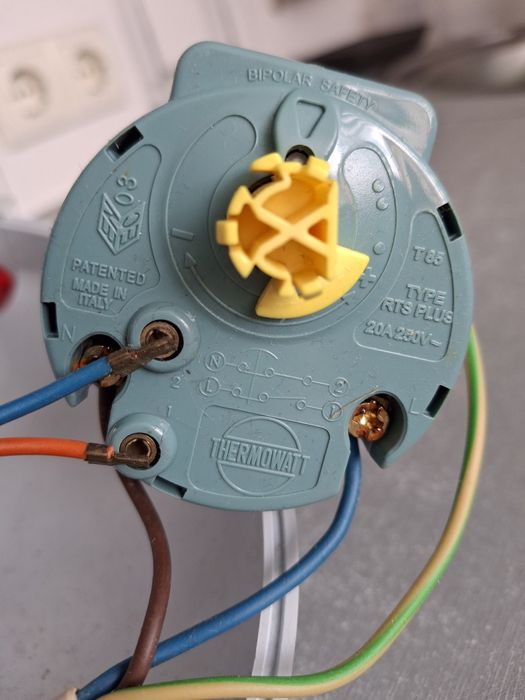 Терморегулятор бойлера Bosch.