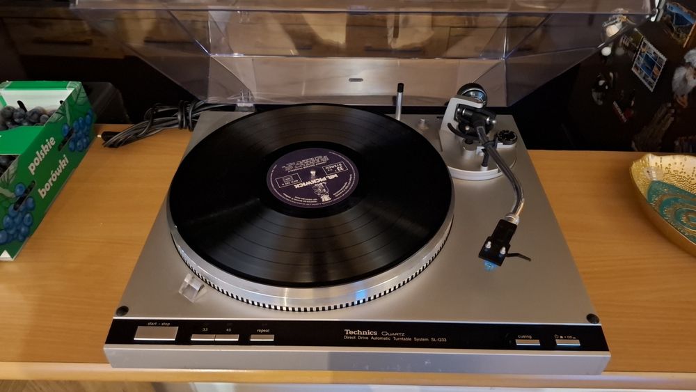 Gramofon Technics SL-Q 33