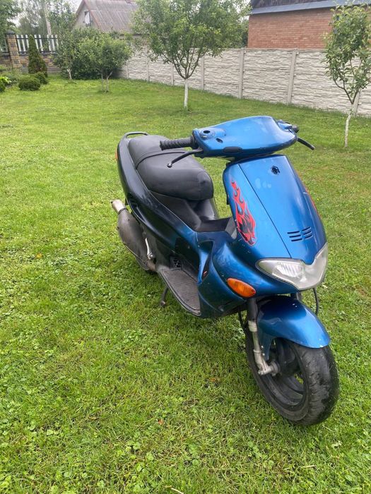 Скутер піаджо 125 кубів