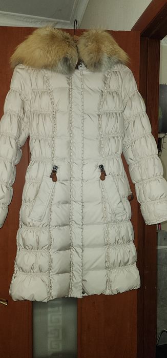 Зимний женский пуховик