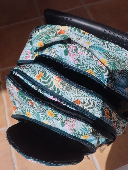 Mochila com rodinhas
