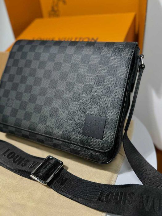 Классический мессенджер Louis Vuitton плечевая сумка District PM мужская сумка ЛВ c829