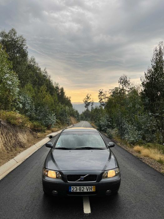 Volvo S60 2002 2.4