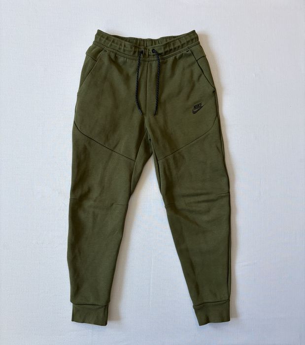 Męskie spodnie joggers Nike Tech fleece