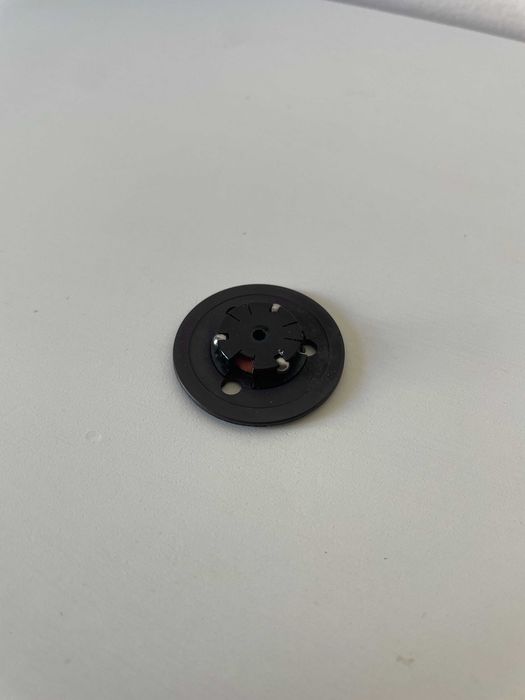 Lote 2 Spindle Hub PS1 / PS One (Leitor CD) - 1 Novo + 1 p/ Doador de Peças