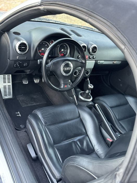 Audi TT MK1 Roadster 1.8T 180cv / Ano 2000