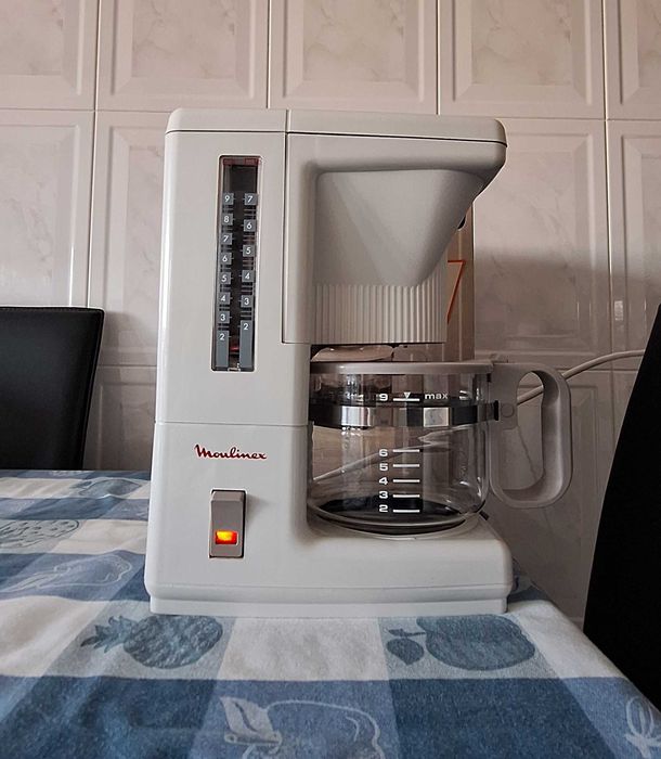 Cafeteira Moulinex modelo antigo