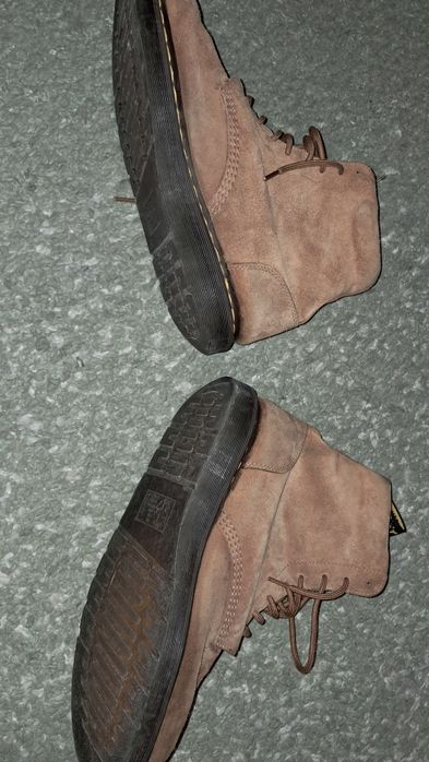 Zamszowe Buty męskie dr Martens AirWair