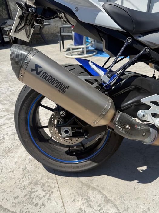 BMW S1000R como nova