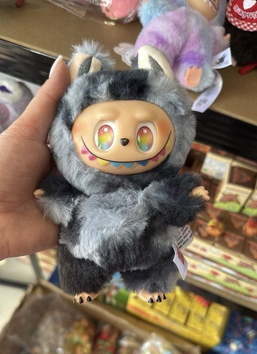 ТРЕНД!! Лабубу Мяка іграшка брелок Labubu V3 BIG into enerdgy