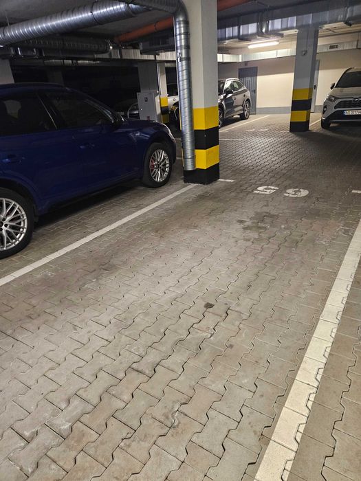 Miejsce postojowe - Kraków, Wiślane Tarasy 2.0