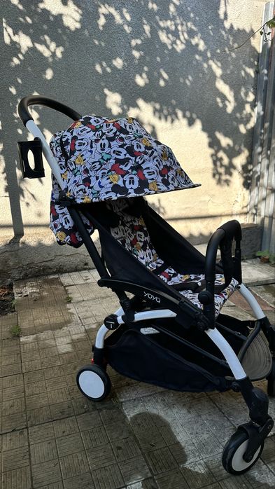 Прогулянкова коляска Yoya 175A+ Premium Edition Duck Дісней рама чорна, колеса ч/б