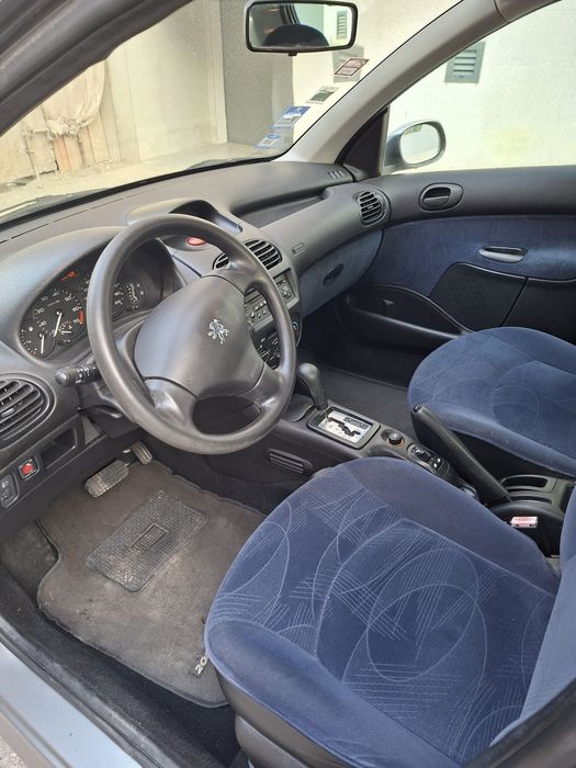 Peugeot 206 — fotografia 5