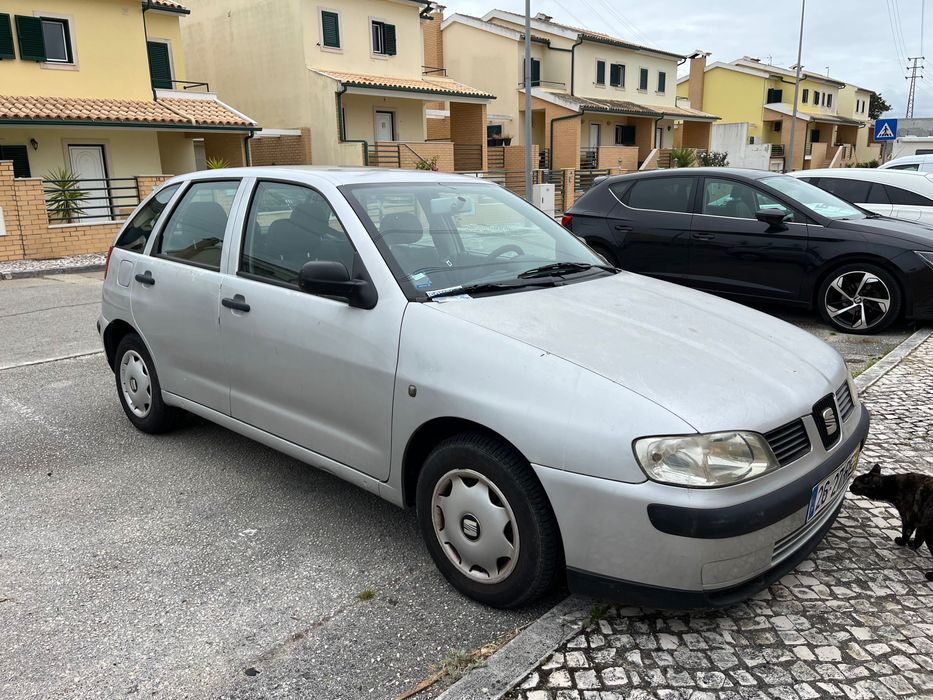Seat Ibiza 1.0 ano de 2001