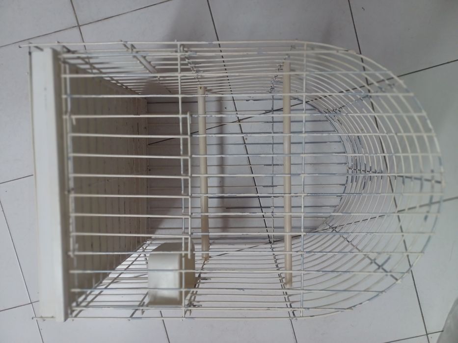 Gaiola grande (55cm x 37cm x 37cm)