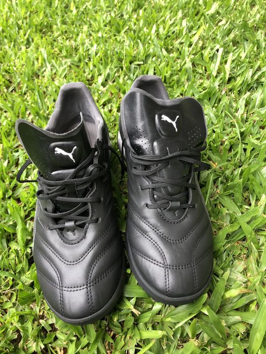 Chuteiras Puma King tamanho 40,5 relva sintetica