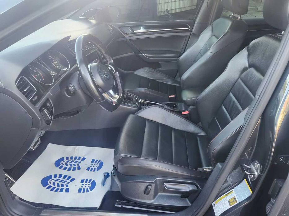 Volkswagen Golf GTI SE      2015