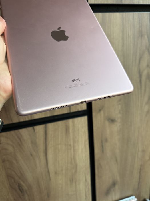 Apple iPad Pro 10.5 64gb Wi-Fi 120 герц