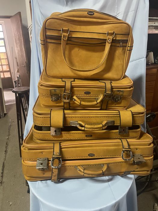 Malas de Viagem em Tecido ou Napa