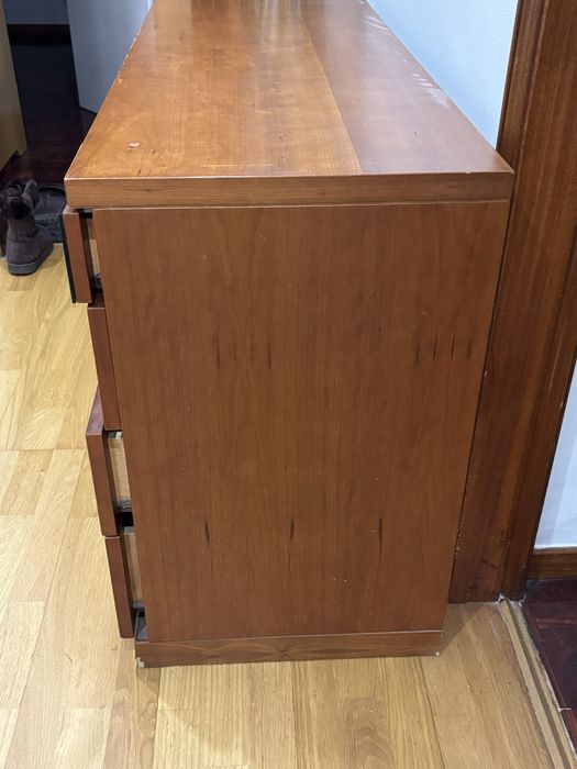 Armário com gavetas. Medidas: 74cm de altura  120 cm de comprimento