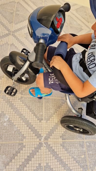 Triciclo com pneu de camera de ar