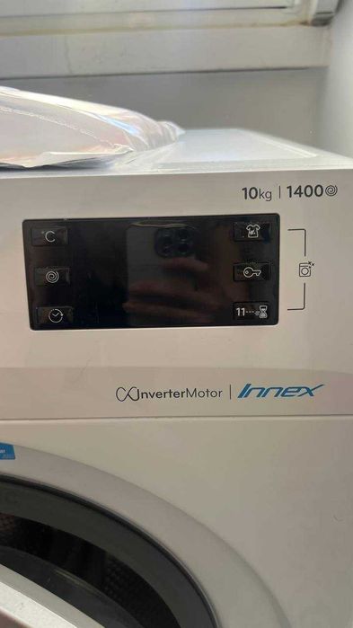 Máquina de lavar roupa Indesit Innex — excelente estado — 2,5 anos