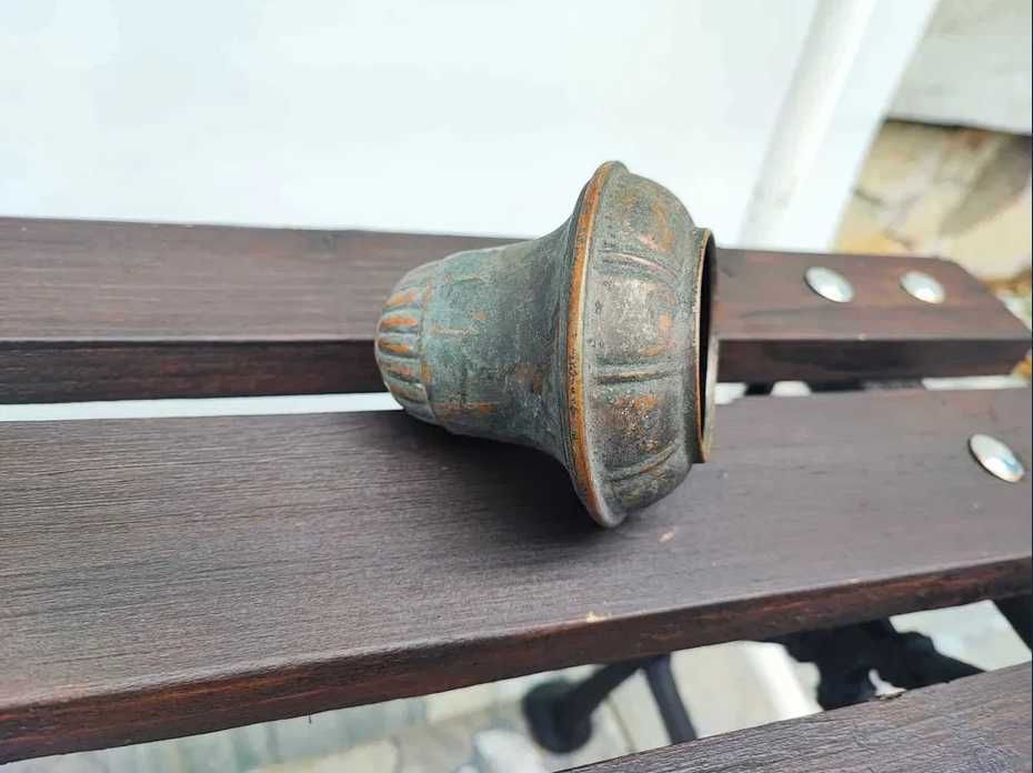 Przedwojenna mosiężna rozeta,kielich pod oprawka