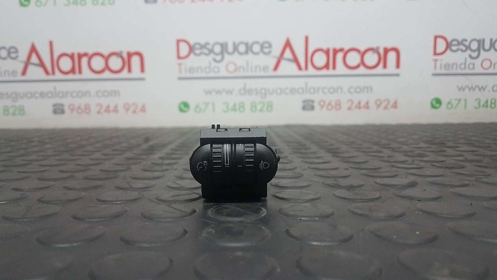 CONTROLE DE AJUSTE DE LUZES VOLKSWAGEN SCIROCCO (137) 2.0 TDI (103KW) LIM. EDITI...