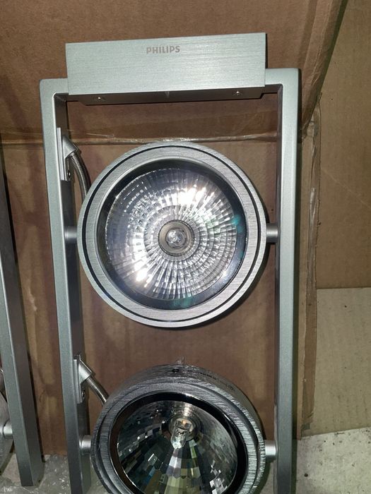 Focos PHILIPS 2 conjuntos