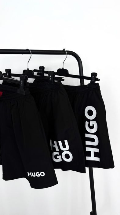 Плавки Hugo чорні та білі