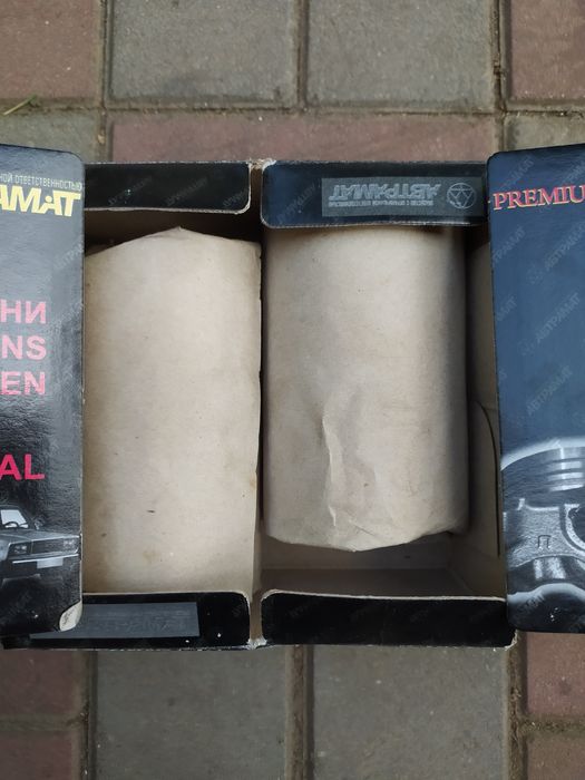 Поршні нові 82.0 для ВАЗ 21213-1004015 для Нива 21214, 21213