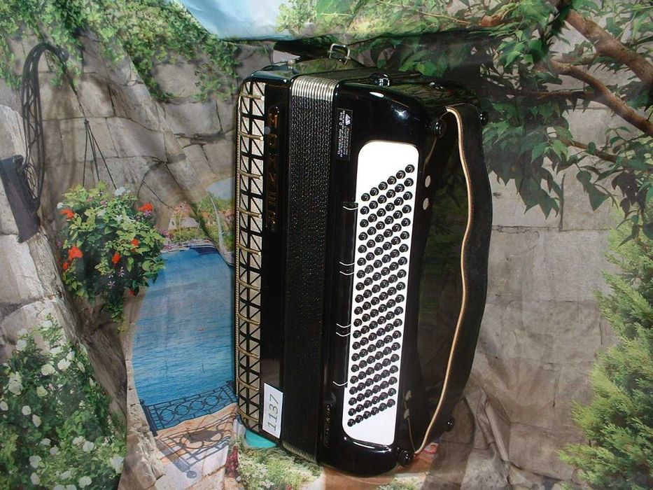 Acordeão Avenda R 1137