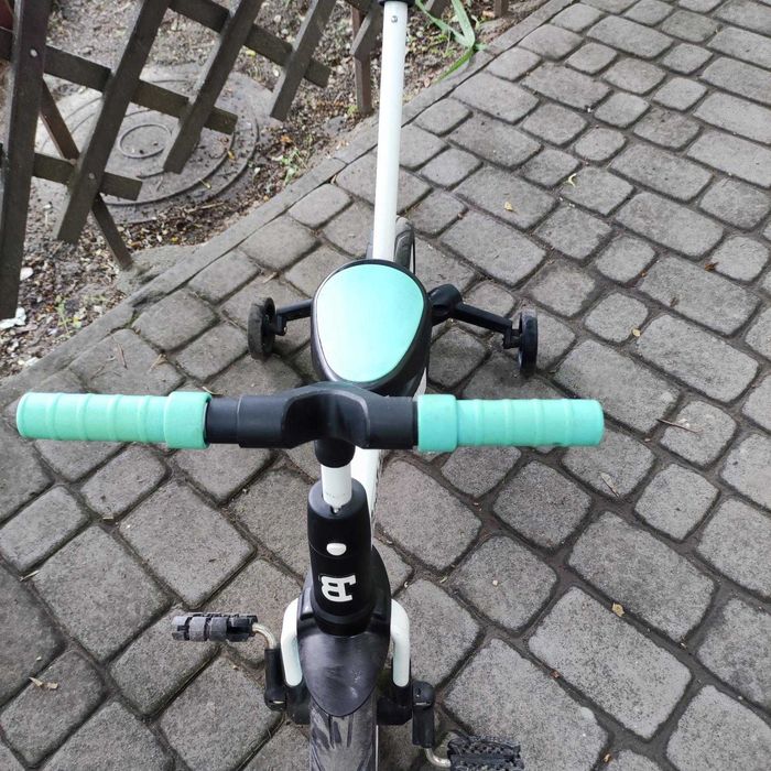 Продам дитячий велосипед-трансформер 4 в 1 Best Trike