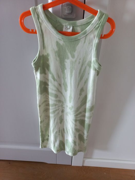 Zara sukienka 152