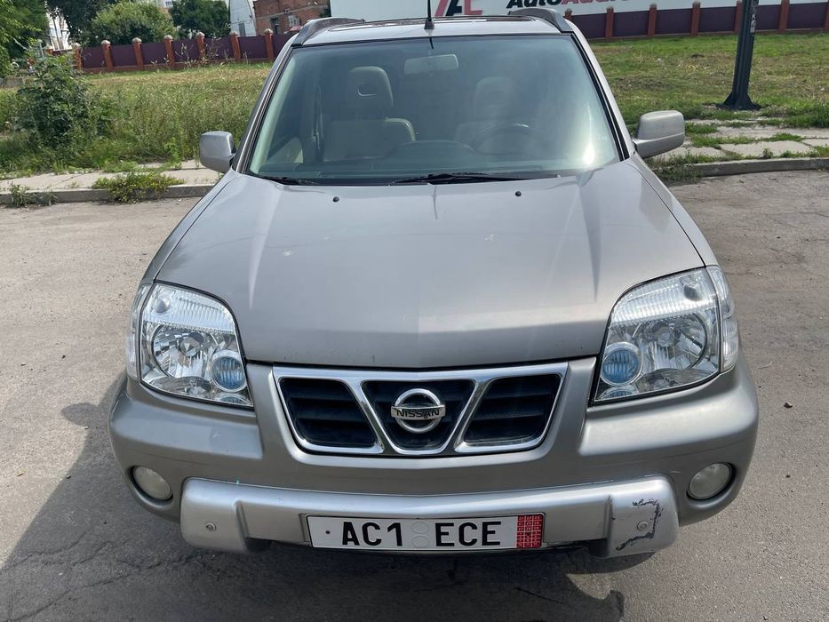 Nissan Xtrail 2,5 Дизель ( Ніссан Ікстрейл) 2004 рік Повний привід 4Х4 Гарне авто
