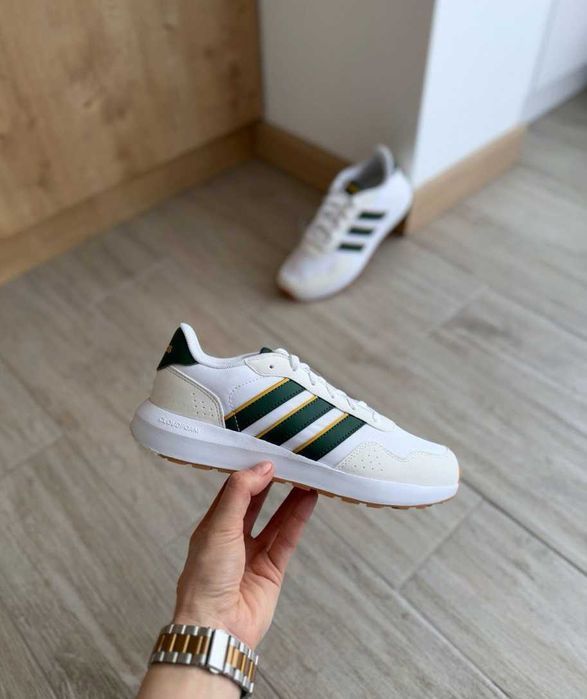 Adidas Run 60s