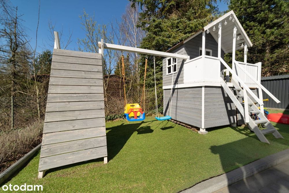 Nowoczesny, drewniany dom z 2019 roku nad jeziorem Choczewskim - View 4