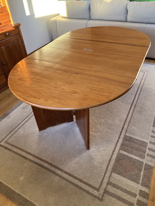 Mobília sala de jantar + sala de estar (madeira pinho - Cerne)